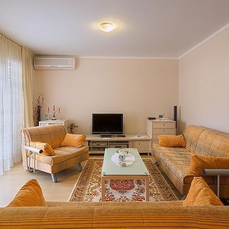 بودفا Apartmani Zeljko Vujovic المظهر الخارجي الصورة